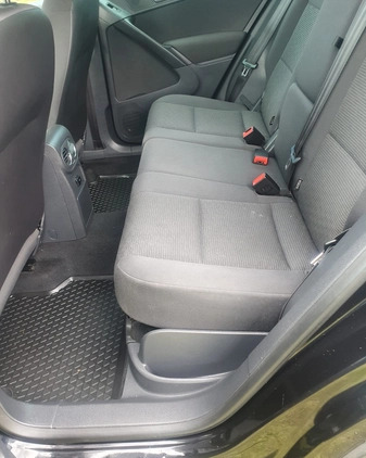 Volkswagen Tiguan cena 48900 przebieg: 182000, rok produkcji 2013 z Paczków małe 211